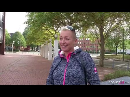 deutsche mutter beim pissen
