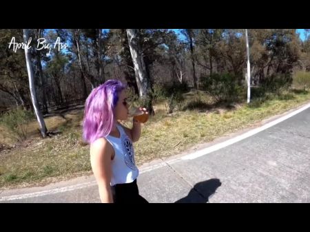 pee in car