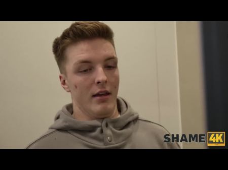 sie peitscht