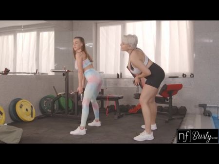 tritten und brustwarzen einen orgasmus