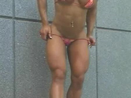 frauen in geilen bikini