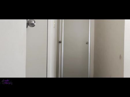deutsch findet mich in meinem zimmer masturbiert