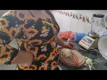 fremdficken_whrend_freundin_kocht