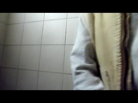 pissing drinking