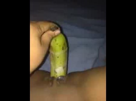 el cura con un morrito gay