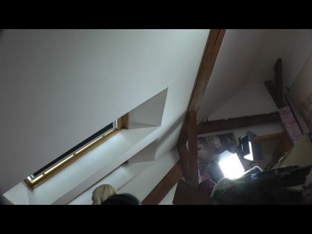 öesbe zu besuch ohne höschen